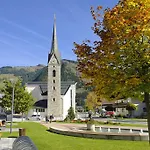 Chaletdorf Zellersee Kompleks wypoczynkowy Maishofen