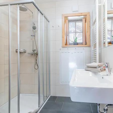 Chaletdorf Zellersee Tatil parkı 3*