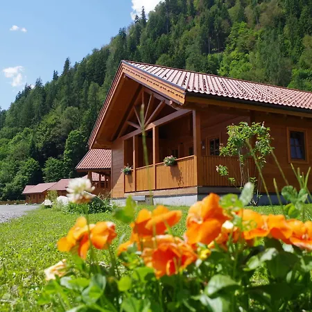 Chaletdorf Zellersee 3*