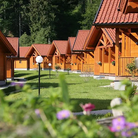 Tatil parkı Chaletdorf Zellersee